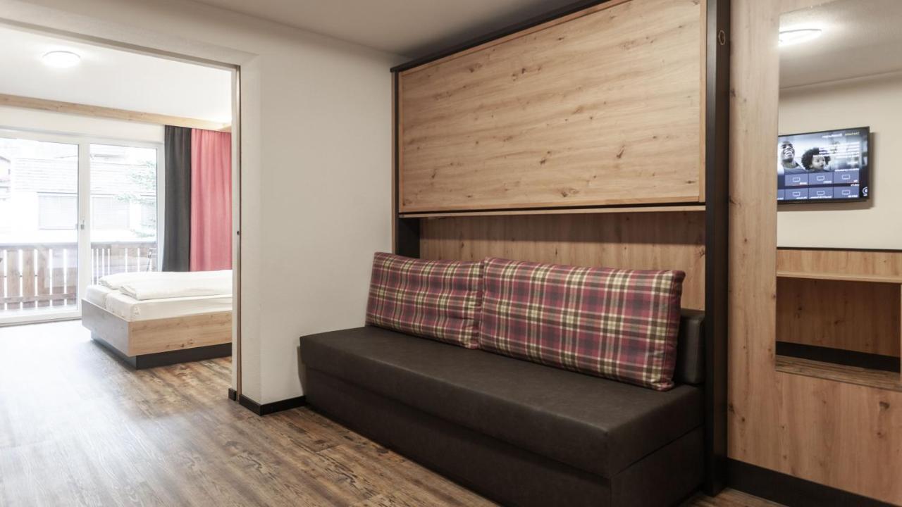 First Mountain Hotel Oetztal Langenfeld Bagian luar foto